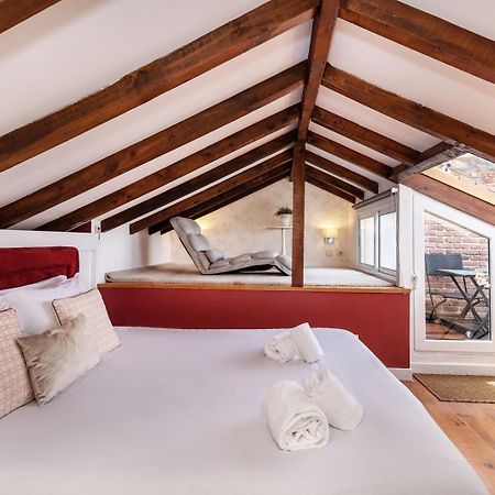 Guestready - Fantastic Rustic Duplex With Terrace Apartamento Lisboa Exterior foto